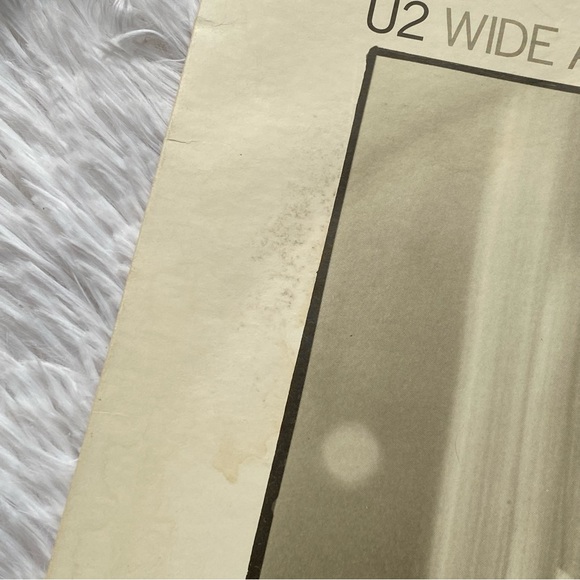 U2 Wide Awake In America 1985 EP Vinyl Record - Picture 3 of 5
